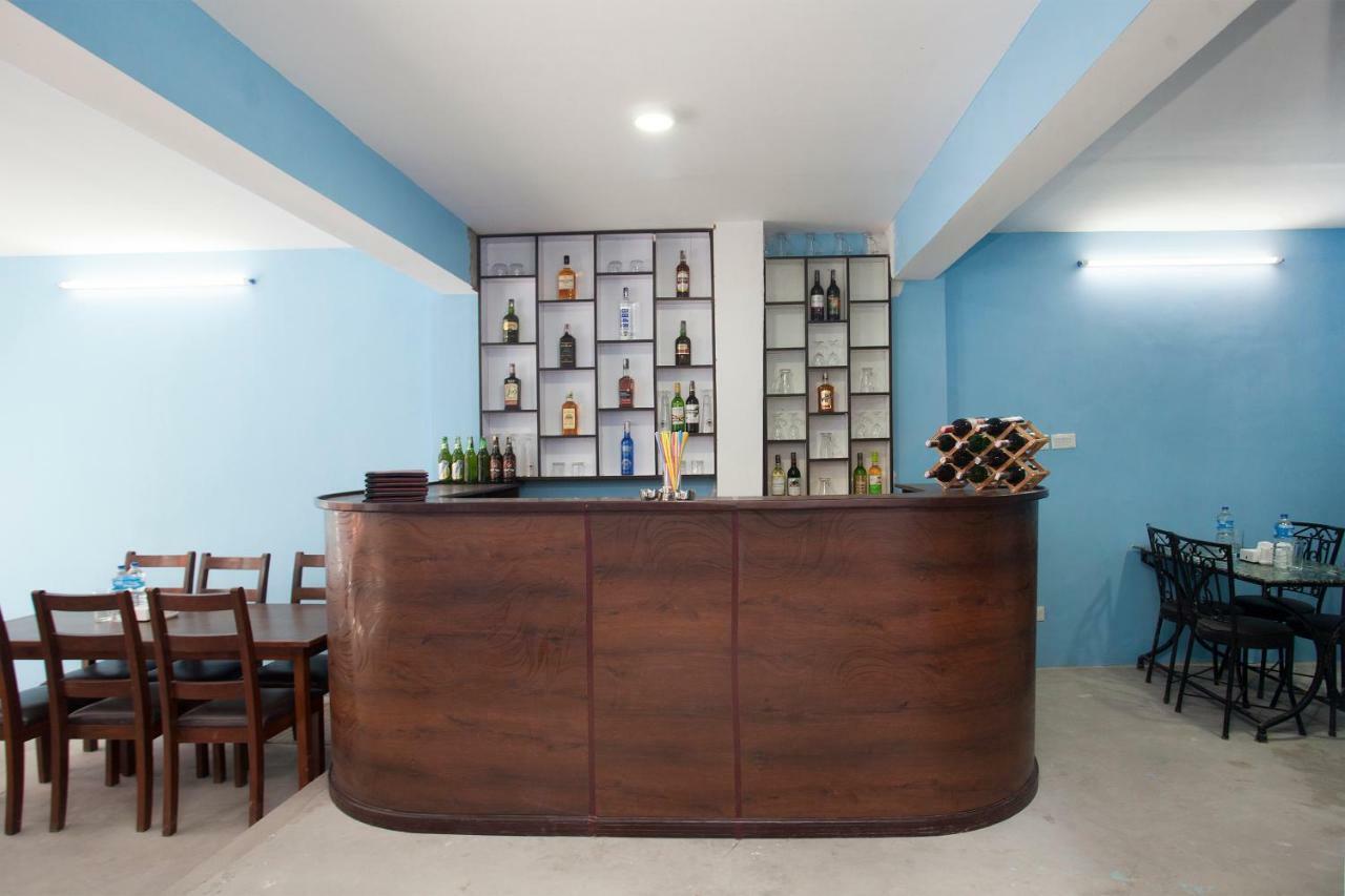 Hotel Crossroads Kathmandu Exterior photo